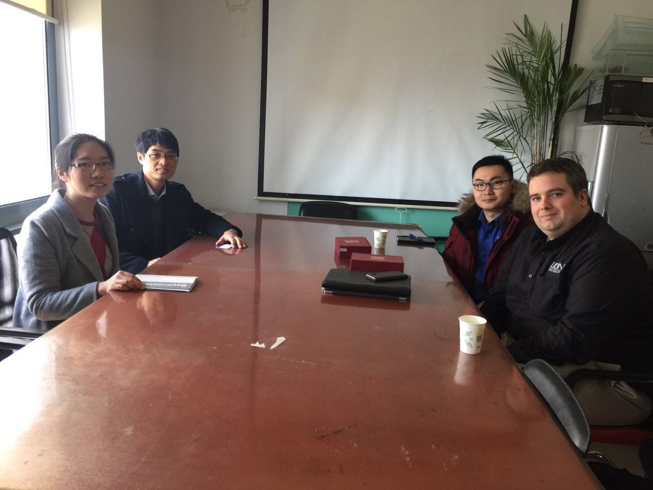 LION公司業(yè)務(wù)運(yùn)營(yíng)經(jīng)理Gregor hanes 2017年2月27蒞臨我司考察